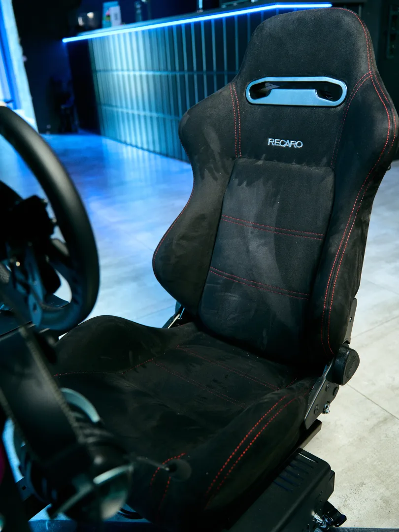 Автосимулятор с Direct Drive рулём — симрейсинг клуб Краснодар